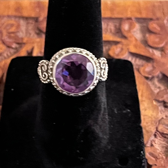 Sterling Silver Natural Amethyst Ring - Picture 6 of 16